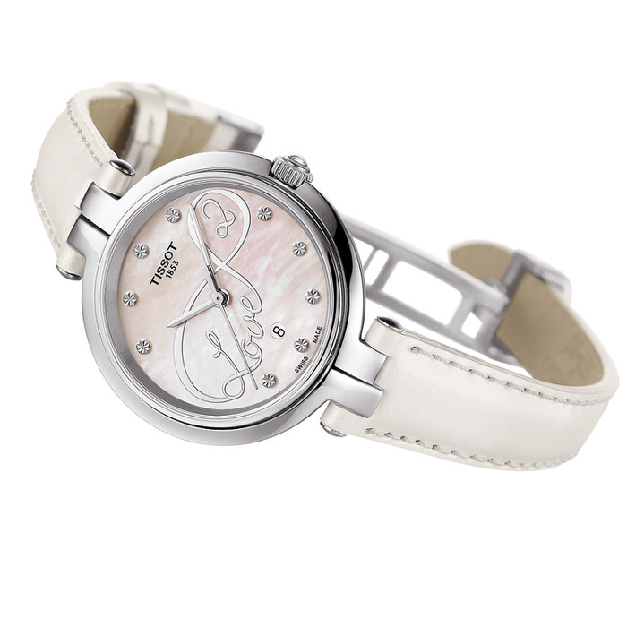 TISSOT 弗拉明戈系列情人節腕錶,9,400元。